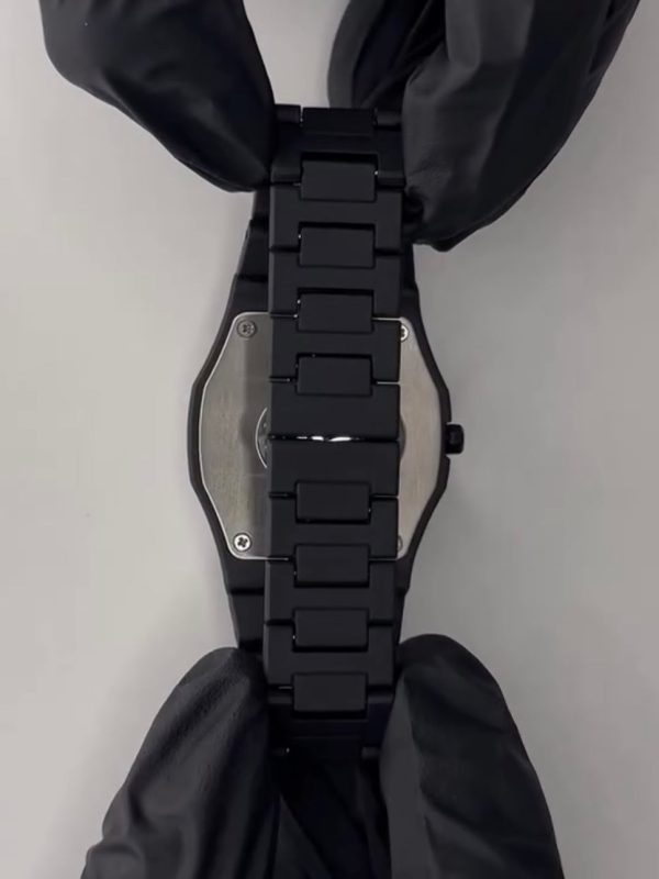 Black Aura Quartz Watch– Lightweight Design, Arabic Dial Black Aura Arabic Watch For Men– Trendy Fiber Plastic Timepiece With Arabic Numerals
